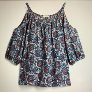 Aldine cold shoulder blouse. Only worn once.